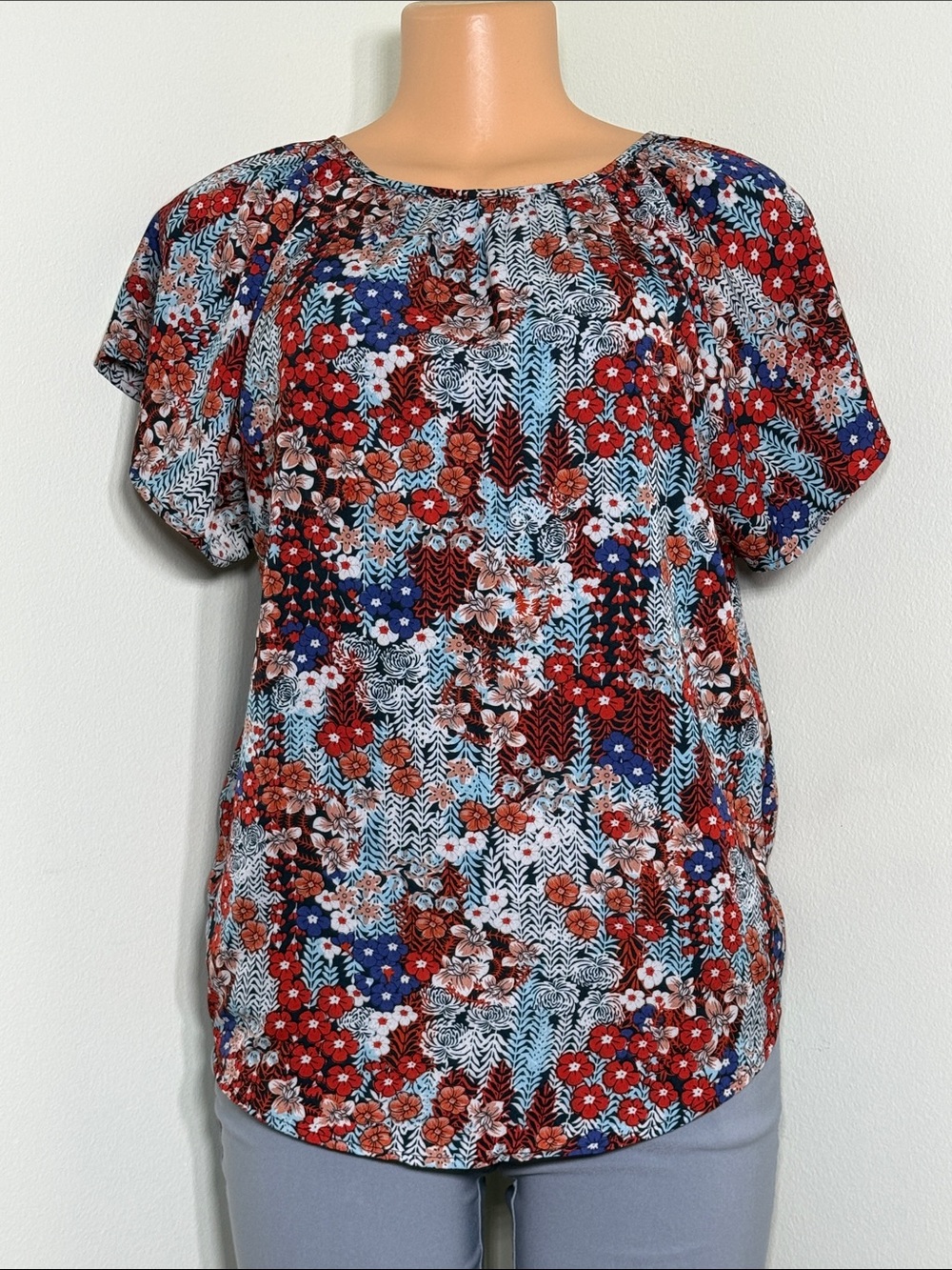 Floral Print Keyhole Blouse | Size Small